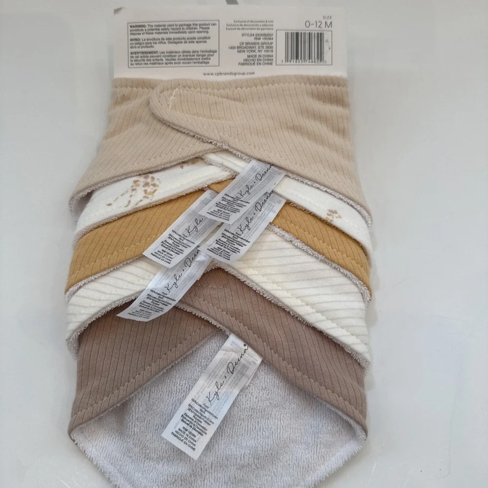 Kyle & Deena 5 Pack Bandana Bib Set Giraffe Tan Yellow Brown Neutral Unisex